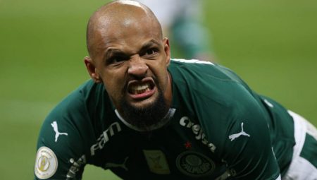 Felipe Melo’dan Fenerbahçe’ye gönderme: Avrupa’da yalnızca Galatasaray’ın kupası var