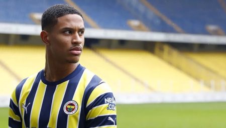 Parma’da Oosterwolde kriz çıkardı: Neden gönderdiniz