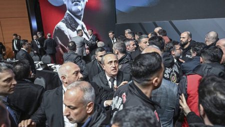 Beşiktaş’ta ihraç krizi: Hasan Arat ve Tevfik Yamantürk karşılıklı ihraç istiyor