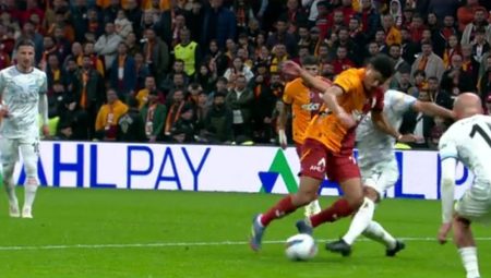 Eski hakemler yorumladı! Galatasaray’ın penaltı iptali yanlışsız mu?