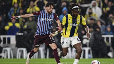 Jose Mourinho ile barışan Allan Saint-Maximin’den süper dönüş