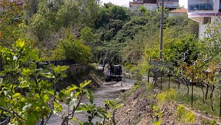 Körfezle buluşan derelerde paklık harekâtı