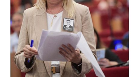 İzmir Büyükşehir Belediyesi Meclisi’nde merhum lider Ferdi Zeyrek anıldı