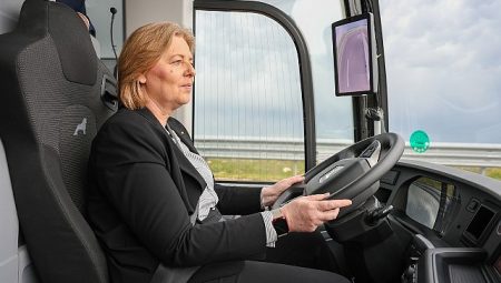 Almanya Federal Çalışma ve Sosyal İşler Bakanı, MAN Türkiye’nin Ankara Tesisini Ziyaret Edip eCoach ile Test Sürüşü Yaptı