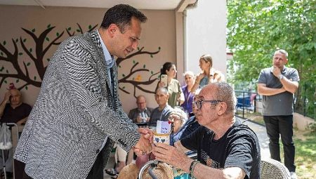 Bornova’da Babalar Günü’nde nesiller buluştu
