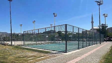 Bostanlı Kıyısı’na yeni padel kortları geliyor