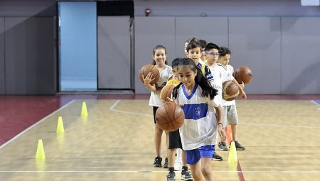 Konak’ın fiyatsız yaz spor okullarında kayıt devri başladı