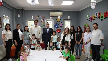 Nilüfer Belediyesi çocukların süt tüketimini destekliyor