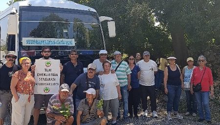 Tarihin izinde bir gün: Emeklilerden Seferihisar seyahatine tam not